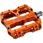 Reverse Components Escape Pedalen