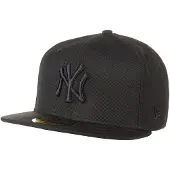New Era 59Fifty Black on Black Yankees Pet by