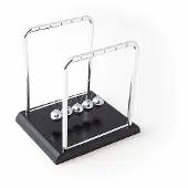 United Entertainment Giant Newton's Cradle