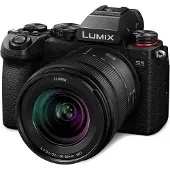 Panasonic Lumix DC-S5 Body + Lumix S 20-60mm f/3.5-5.6