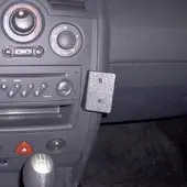 Brodit ProClip houder geschikt voor Renault Mégane II 2003-2009 Angled mount