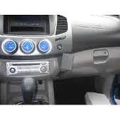 Brodit ProClip houder geschikt voor Mitsubishi L200 2006-2009 Angled mount