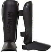 Venum Challenger Standup Scheenbeschermer Black/Black M