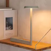 Vibia Design tafellamp Flat, dimbaar, groen, Woon-/ Eetkamer, metaal, Modern, tafellamp