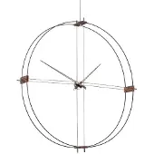 Nomon Delmori Wandklok Black fiberglass, walnut hands