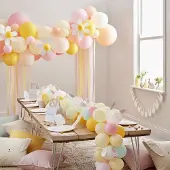 Ginger Ray Ballonnenslinger madeliefjes met 70 ballonnen