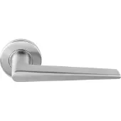 Formani BASICS LBXXI deurkruk op ronde rozet mat rvs PR