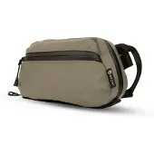 WANDRD Tech Pouch Medium Yuma Tan