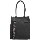 Zebra trends Shopper Merel Zwart