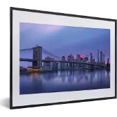 PosterMonkey Fotolijst incl. Poster - New York achter de Brooklyn Bridge - 40x30 cm - Posterlijst
