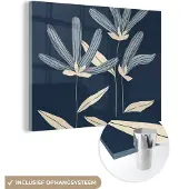 MuchoWow Glasschilderij 80x60 cm - Schilderij acrylglas - Bloemen - Blauw - Planten - Natuur - Foto op glas - Schilderijen