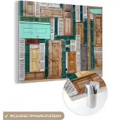 MuchoWow Glasschilderij 120x90 cm - Schilderij acrylglas - Deuren - Architectuur - Groen - Bruin - Antiek - Foto op glas - Schilderijen