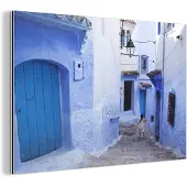 MuchoWow Wanddecoratie Metaal - Aluminium Schilderij Industrieel - Straat - Blauw - Deuren - Huizen - 180x120 cm - Dibond - Foto op aluminium - Industriële muurdecoratie - Voor de woonkamer/slaapkamer