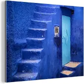 MuchoWow Wanddecoratie Metaal - Aluminium Schilderij Industrieel - Architectuur - Blauw - Trap - Deur - 160x120 cm - Dibond - Foto op aluminium - Industriële muurdecoratie - Voor de woonkamer/slaapkamer
