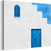 MuchoWow Wanddecoratie Metaal - Aluminium Schilderij Industrieel - Huis - Blauw - Wit - Deur - 120x90 cm - Dibond - Foto op aluminium - Industriële muurdecoratie - Voor de woonkamer/slaapkamer