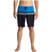 Billabong Zwembroek met all-over motief, model 'MOMENTUM