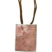Behave Ketting van suède met vierkante schelpenhanger 43,5 cm - Nikkelvrij