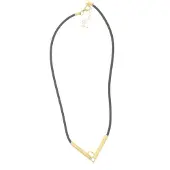 Behave Ketting zwart met V goudkleur – 41 cm