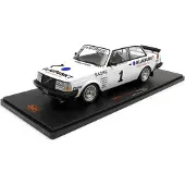 Volvo 240 Turbo #1 DTM Zolder Bergischer Löwe 1986 - 1:18 - IXO Models