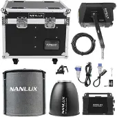 Nanlux Evoke 2400B Spot Light en Flight Case plus Reflector + soft bag