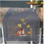 Vervaco - Loper kit - Vosjes in de herfst - PN-0198567 - Borduren - Borduurpakket - Borduurpakket volwassenen - Borduurpakket kind