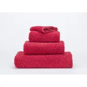 Abyss & Habidecor Douchelaken Super Pile Viva Magenta (70 x 140 cm)