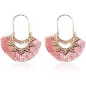 Deja Jewels Bohemian Goudkleurige Oorbellen met Roze Franje Waaierhangers