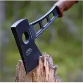 Eka HatchBlade W1 wood bijl