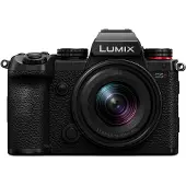 Panasonic Appareil photo Hybride Plein Format Lumix S5D Noir + optique 18-40 f 4.5-6,3