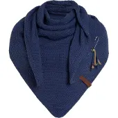 Knit Factory Coco Gebreide Omslagdoek - Driehoek Sjaal Dames - Dames sjaal - Wintersjaal - Stola - Wollen sjaal - Donkerblauwe sjaal - Capri - 190x85 cm - Inclusief sierspeld