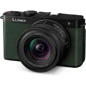 Panasonic Lumix S9 Groen + 18-40mm f/4.5-6.3