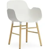 Normann Copenhagen Form stoel met armleuningen white, eikenhouten poten