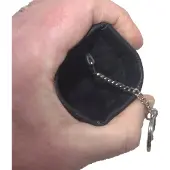 Oi zwarte lederen Sleutelklappertje Oud Model / sleutelbeurs met knijp opening / etui voor grote sleutelbos / zwart leer / 435