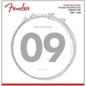 Fender 3250LR Super Bullets snarenset light regular