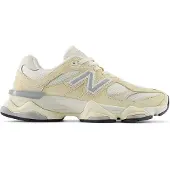 New Balance U9060wnb Sneakers In Calcium Maat: 42 | Hardloopschoenen Outlet | Unisex | Calcium