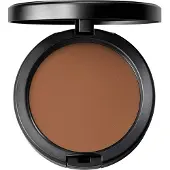 MAC Studio Fix Powder plus foundation