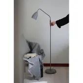 Markslöjd LED-vloerlamp Patro, dimbaar, alu / grijs / zink, Woon-/ Eetkamer, metaal, Modern, LED vloerlamp