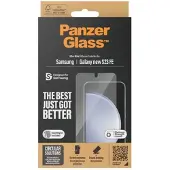 PanzerGlass Ultra-Wide Fit Anti-Bacterial Screenprotector incl. applicator voor de Samsung Galaxy S24 FE