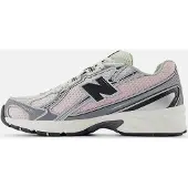 New Balance 740 - Sneakers - Unisex - Pink Granite
