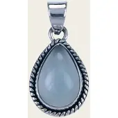 MOOYE ® - Collectie Zilveren Chalcedoon aqua edelsteen druppel met parelrand kettinghanger