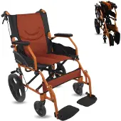 Mobiclinic Pirámide - Rolstoel - Aluminium - Doorgangsrolstoel - Lichtgewicht frame - Opklapbaar - Rem op hendels - Voetsteunen - Armleuningen - Oranje - Zitting: 41 cm
