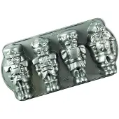 Nordic Ware Notenkraker Cakelet Pan Goud