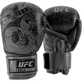UFC Naga Artificial Leather Boxing Gloves Zwart 18 oz