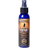 MusicNomad MN103 Guitar ONE All-in-One Cleaner, Polish en Wax 120ml
