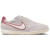 Nike Tiempo Streetgato Premium Straatvoetbalschoenen Grijs Wit Bordeauxrood