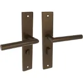 Online Deurbeslagshop Deurklink Luke op rechthoekig schild WC63/8 brons