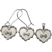 Fashion Jewelry oorbellen met hanger hart.
