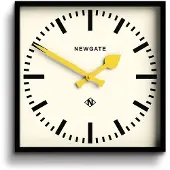 Newgate Number Five wandklok geel 33cm