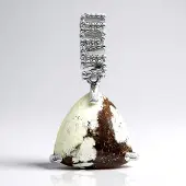 Cavill - Zilveren hanger - 925 Sterling Zilver - Braziliaanse Magnesiet 9 88 ct - Triljant Cabochon Natuursteen - Modern Driehoekig Sieraad