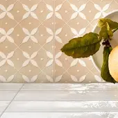 Valence Technology Lunessa wandtegel 20x20cm beige met bloemen in ruit